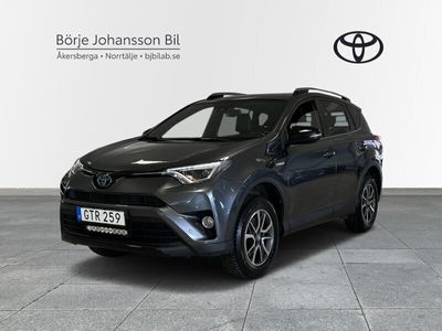 begagnad Toyota RAV4 X-Edition Drag Webasto Vinterhjul