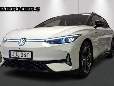 Vit Begagnad 2025 VW ID.7 GTX Kombi | 579 900 kr (Marknadspris)