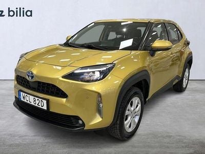 Gul Begagnad 2021 Toyota Yaris Hybrid Active | 259 900 kr (Marknadspris)