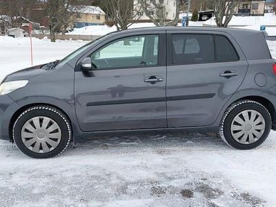 Begagnad Toyota Urban Cruiser 90 HK (66 kW) 2011 Halvkombi