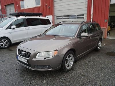 Grå Begagnad 2009 Volvo V70 Momentum Kombi | 42 900 kr (Bra pris)