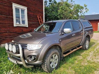 Mitsubishi L200