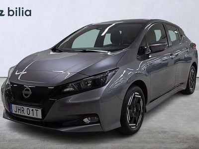 Grå Begagnad 2023 Nissan Leaf Acenta Halvkombi | 179 000 kr (Marknadspris)