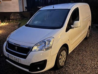 Begagnad 2018 Peugeot Partner Minibuss | 119 900 kr (Dyr)