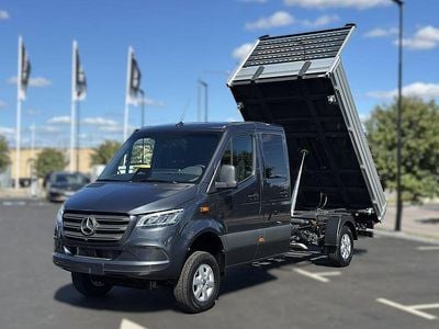 Mörkgrå (grå) Ny 2025 Mercedes Sprinter Van | 981 250 kr