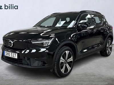 Begagnad Volvo XC40 Core 185 kW (252 HK) 2022 Svart SUV