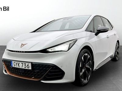 Begagnad Cupra Born e-Boost 169 kW (231 HK) 2023 Vit Halvkombi