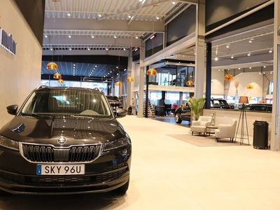 begagnad Skoda Karoq 2.0 TDI 4x4 Business drag SoV 2 års 2020, SUV