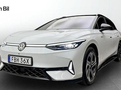Vit Begagnad 2024 VW ID.7 GTX Kombi | 574 900 kr (Marknadspris)