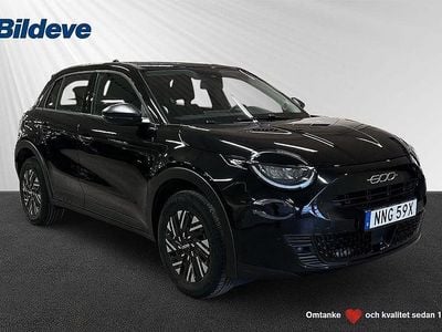 Svart Begagnad 2023 Fiat 600 Pop SUV | 219 900 kr