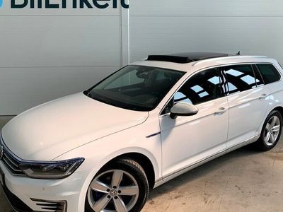 begagnad VW Passat SC GTE Exec Cockpit Drag Värmare Panorama 218hk 2019