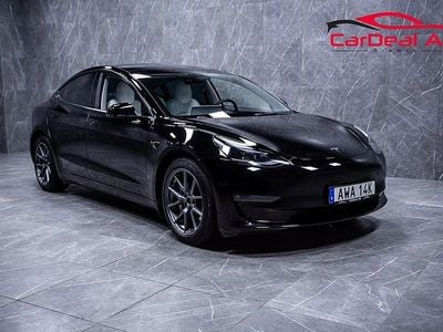 Begagnad Tesla Model 3 Long Range AWD 366 kW (498 HK) 2022 Svart Sedan