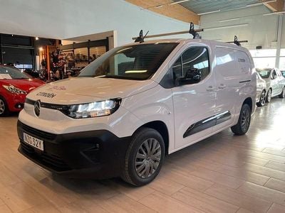 Begagnad Citroën Berlingo Business Class 102 HK (75 kW) 2024 Vit Minibuss