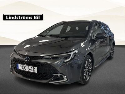 Grå Begagnad 2024 Toyota Corolla Style Kombi | 339 900 kr (Lite dyr)