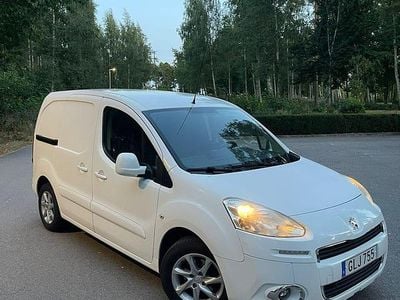 Begagnad 2014 Peugeot Partner Minibuss | 65 000 kr (Lite dyr)