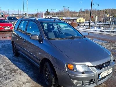 Begagnad Mitsubishi Space Star 111 HK (81 kW) 2004 Minibuss