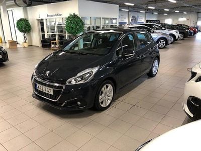 Grå Begagnad 2018 Peugeot 208 Signature Sky Halvkombi | 119 900 kr (Marknadspris)