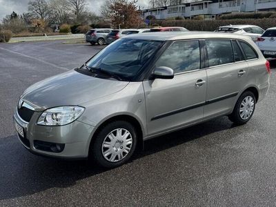 begagnad Skoda Fabia Kombi 1.2 Ambiente Euro 4