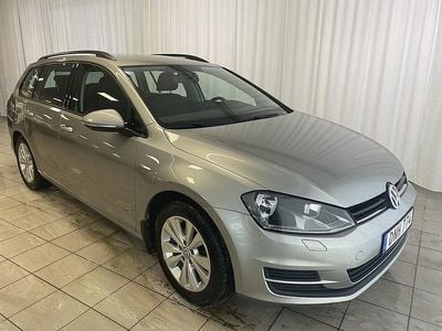 Begagnad VW Golf VII 105 HK (77 kW) 2015 Tungsten silver metallic Kombi