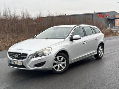 Begagnad 2013 Volvo V60 Momentum Kombi | 58 500 kr (Superpris)