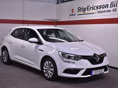 Vit Begagnad 2017 Renault Mégane IV Halvkombi | 106 500 kr (Superpris)