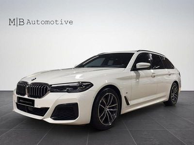 Vit Begagnad 2022 BMW 520 M Sport Kombi | 459 900 kr (Lite dyr)