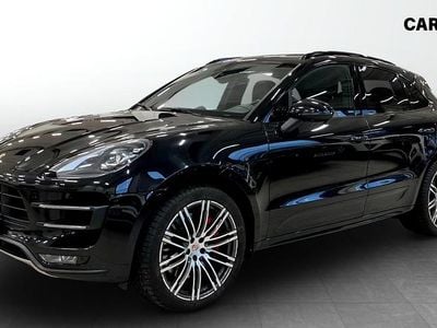 Begagnad Porsche Macan Turbo Performance Package 2017 Svart SUV