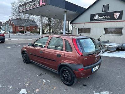 Begagnad Opel Corsa 90 HK (66 kW) 2001 Brun Halvkombi
