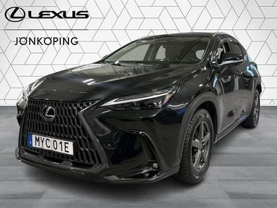Svart Begagnad 2022 Lexus NX350h Executive Line SUV | 489 900 kr (Marknadspris)