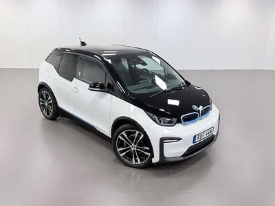 Vit Begagnad 2022 BMW i3 Comfort Edition Halvkombi | 229 800 kr (Marknadspris)