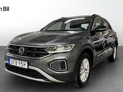 Mörkgrå Begagnad 2022 VW T-Roc SUV | 239 900 kr (Marknadspris)