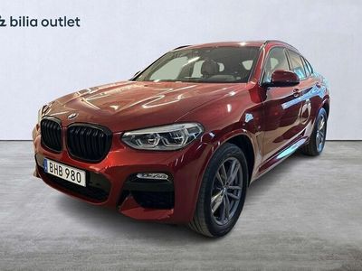 begagnad BMW X4 xDrive30d M Sport / Panorama / Keyless / Navi / Sportstolar 2019 Röd