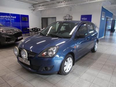 Begagnad Ford Fiesta 2006 Blå