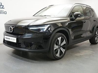 Svart Begagnad 2022 Volvo XC40 Core SUV | 314 900 kr (Superpris)
