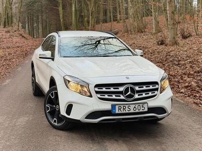 Vit Begagnad 2018 Mercedes GLA200 SUV | 189 000 kr (Superpris)