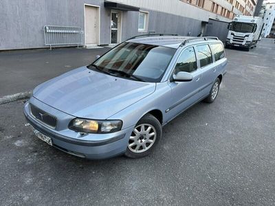 begagnad Volvo V70 2.4 Business Euro 4