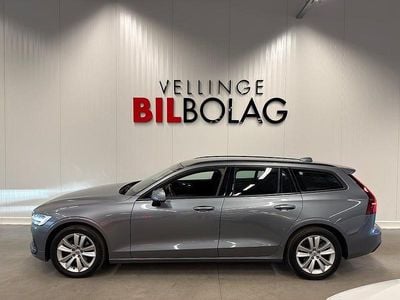 Grå Begagnad 2019 Volvo V60 Momentum Kombi | 244 500 kr (Superpris)