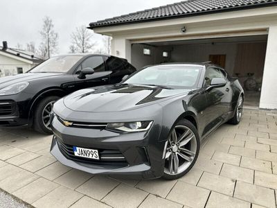 begagnad Chevrolet Camaro 2.0 T 275HK *Låga mil*