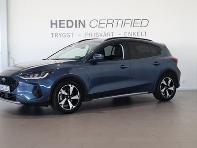 Blå Begagnad 2022 Ford Focus Active Halvkombi | 274 900 kr