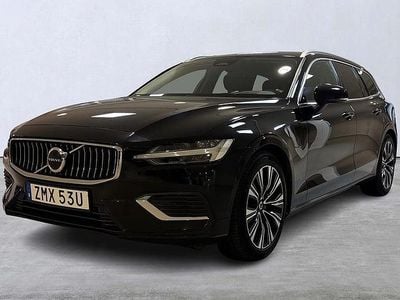 Svart Begagnad 2023 Volvo V60 Core Kombi | 399 900 kr (Bra pris)
