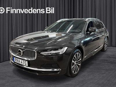 Grå Begagnad 2023 Volvo V90 Core Kombi | 399 800 kr (Marknadspris)