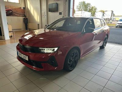 Begagnad Opel Astra 131 HK (96 kW) 2024 Röd Kombi