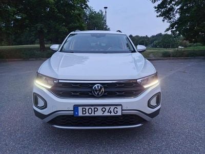 Begagnad VW T-Roc 150 HK (110 kW) 2022 SUV