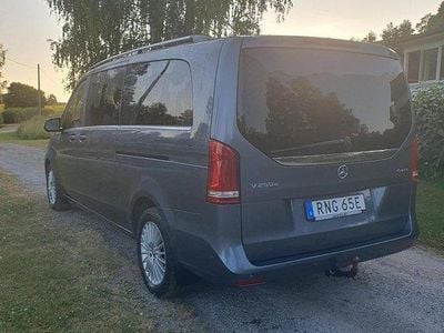 Mercedes V250