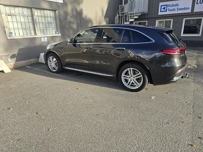 Mercedes EQC400