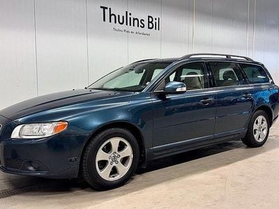 Begagnad Volvo V70 Momentum 145 HK (106 kW) 2008 Blå Kombi