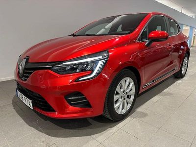 Röd Begagnad 2023 Renault Clio V Intens | 159 500 kr (Marknadspris)