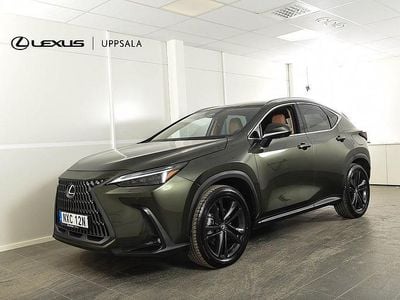 Begagnad Lexus NX450h+ Executive Line 309 HK (227 kW) 2024 Grön metallic SUV