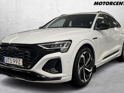 Vit Begagnad 2023 Audi Q8 e-tron S-Line SUV | 559 000 kr (Dyr)
