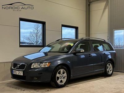 Begagnad Volvo V50 Momentum 125 HK (91 kW) 2009 Blå Kombi